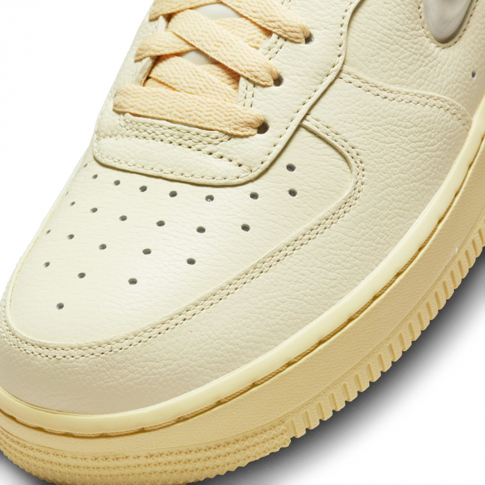 SNEAKERS DAMA Pantofi sport Nike Wmns Air Force 1 '07 Lx Coconut Milk - sneakerit.ro [4]