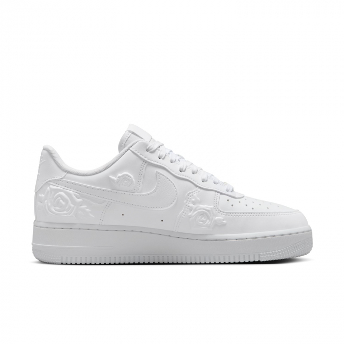 Nike Pantofi sport Nike Wmns Air Force 1 '07 Se - sneakerit.ro [9]