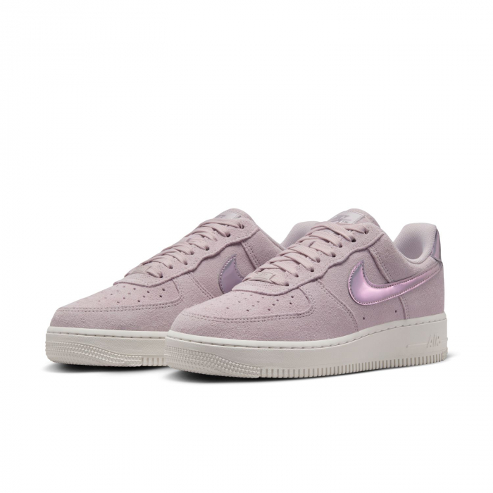 INCALTAMINTE Pantofi sport Nike Wmns Air Force 1 '07 Se Suede - sneakerit.ro [2]