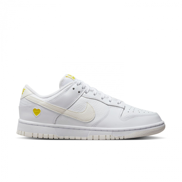 Nike Pantofi sport Nike Wmns Dunk Low Vday Valentine's Day Yellow Heart - sneakerit.ro [8]