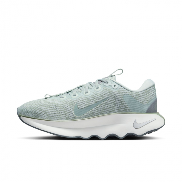 Wmns Nike Motiva