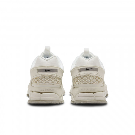 Nike Pantofi sport Nike Zoom Vomero Roam - sneakerit.ro [10]