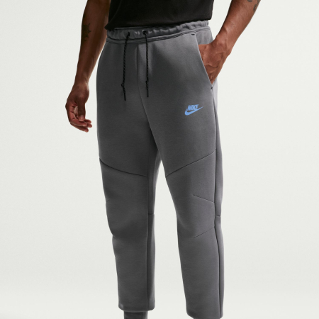 Nike - Pantaloni Nike M Nk Tch Flc Jggr + sneakerit.ro