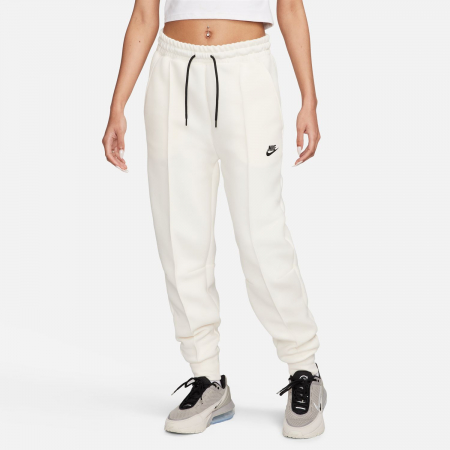 Pantaloni lungi femei - Pantaloni Nike W Nsw Tech Fleece Mr JggrPale Ivory/Black + sneakerit.ro