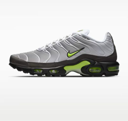 NOUTATI - Pantofi Sport Nike Air Max Plus + sneakerit.ro