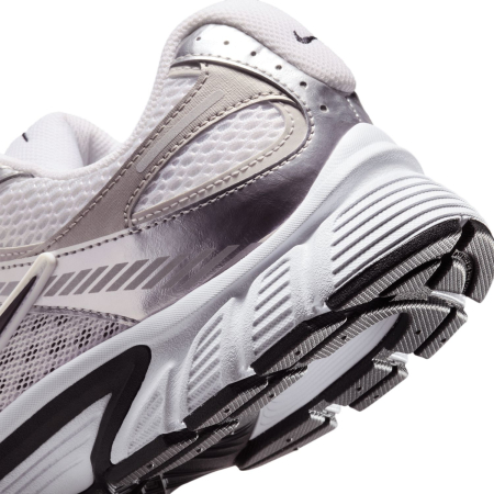 Nike Pantofi sport Nike V5 Rnr - sneakerit.ro [3]