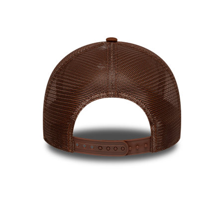 ACCESORII Sapca New Era MLB Outline New York Yankees  9FORTY E-Frame Trucker Adjustable Cap Brown - sneakerit.ro [2]