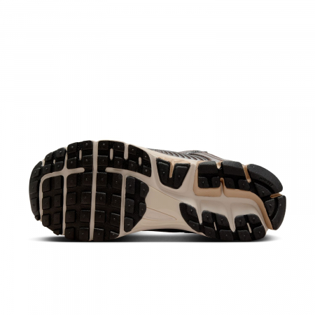 Nike Pantofi sport Nike W Zoom Vomero 5 C.O.R. - sneakerit.ro [4]