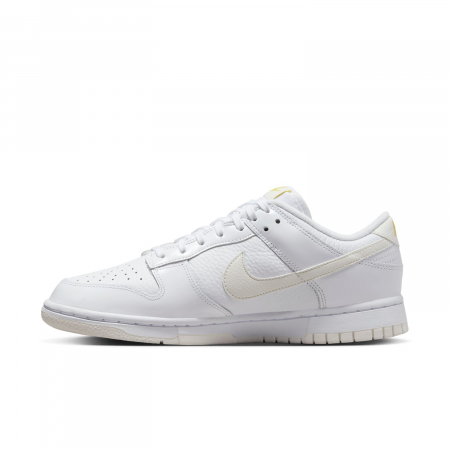 Nike Pantofi sport Nike Wmns Dunk Low Vday Valentine's Day Yellow Heart - sneakerit.ro [8]