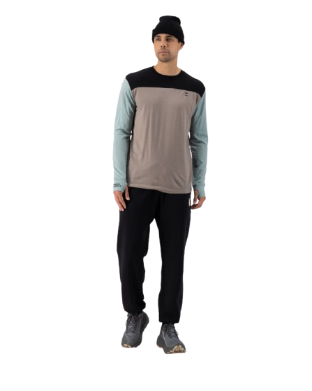 Bluza De Corp Merino Mons Royale Yotei LS Dew Cinder Black [2]