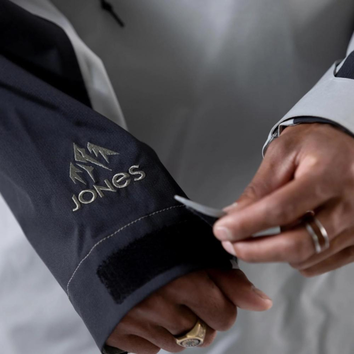 Geaca Jones MOUNTAIN SURF ANORAK FROSTI BLUE [10]