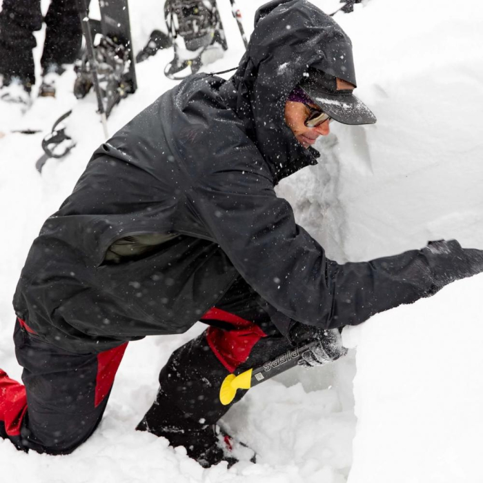 Geaca Jones Shralpinist 3L Gore-Tex Pro Black [2]