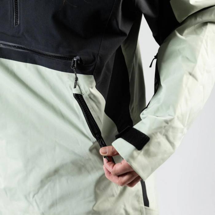 Geaca Jones W Mountain Surf Anorak Sage Green [9]