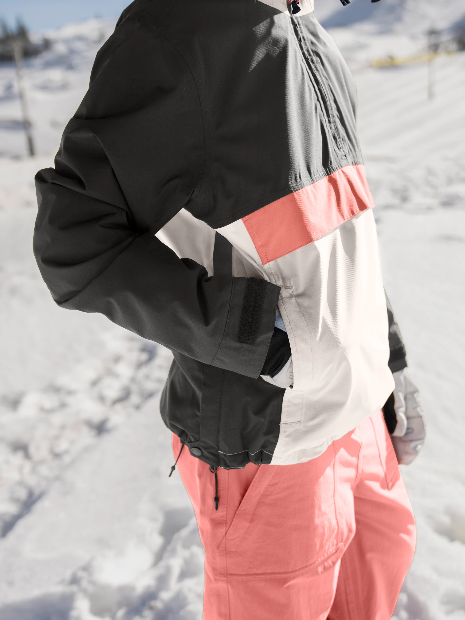 Geaca Hanorac Armada Femei Rosalie 2L Insulated Black Cream 15K [2]