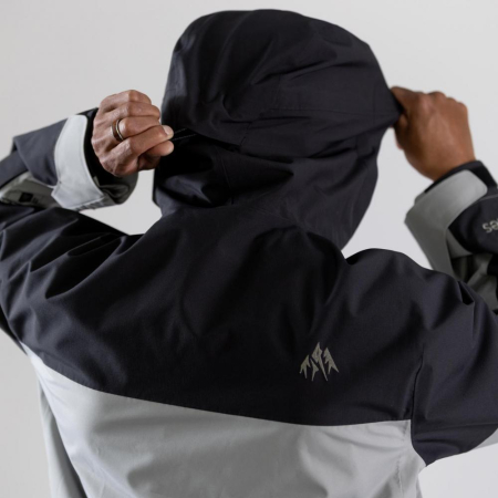 Geaca Jones MOUNTAIN SURF ANORAK FROSTI BLUE [11]