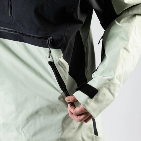 Geaca Jones W Mountain Surf Anorak Sage Green [8]