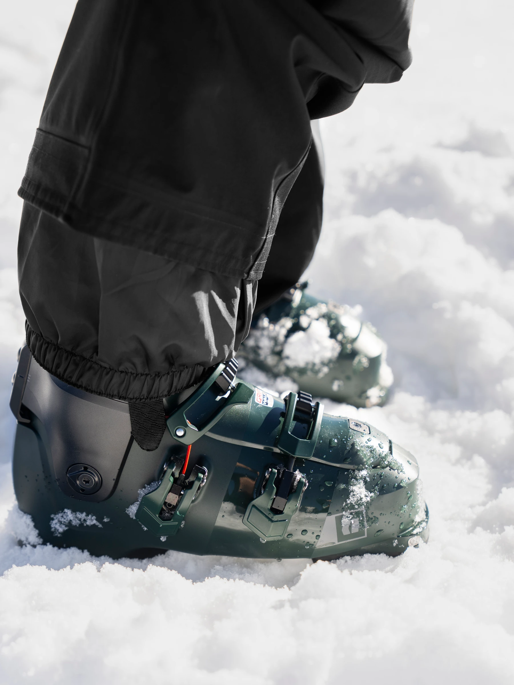 Pantaloni Bib Armada Barbati Coveted 3L Gore-Tex Black [4]