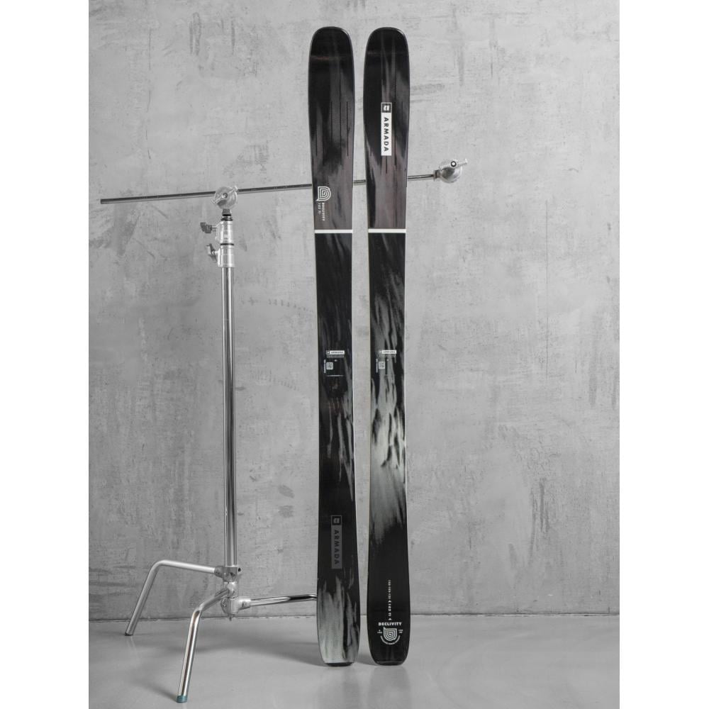 Ski Armada Declivity 102 TI 2023