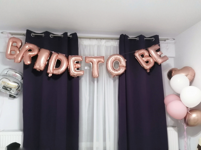 Set baloane folie nunta, Bride to be, 340x40 cm, rose gold [2]