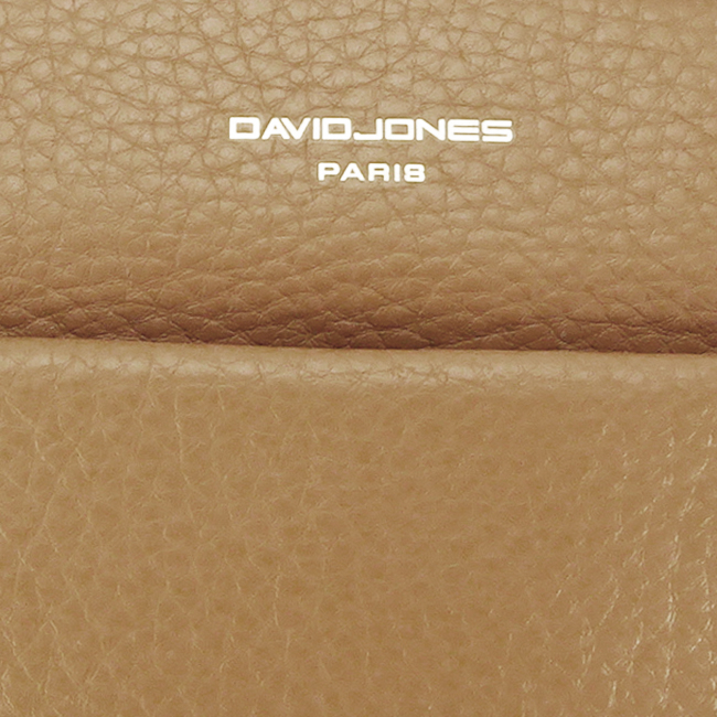 David Jones közepes tevebarna hátizsák 7000-2 18 [9]