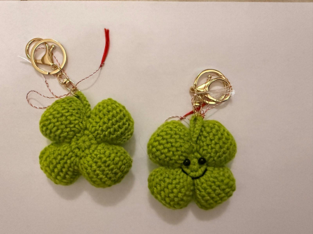 Breloc Trifoi cu Patru Foi – Noroc Croșetat cu Zâmbet [3]