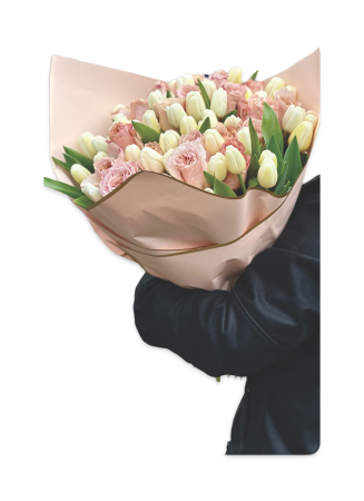 Flori - Buchet 50 trandafiri roz si 21 lalele albe