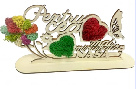 Toate produsele - Decoratiune din lemn "Cea mai buna nasa"  cu licheni stabilizati