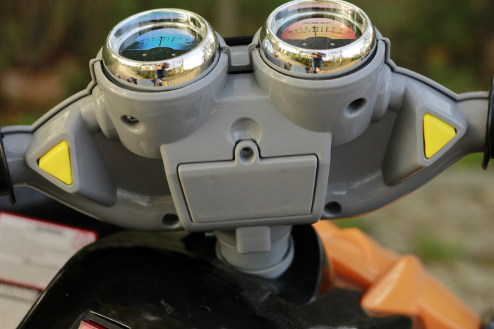 Electric Ride-on ATV for children Kinderauto BJ007, 90W, 12V, standard equipped, black [7]