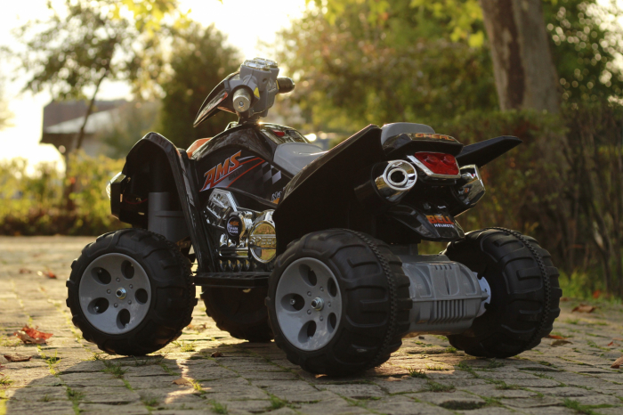 Electric Ride-on ATV for children Kinderauto BJ007, 90W, 12V, standard equipped, black [4]