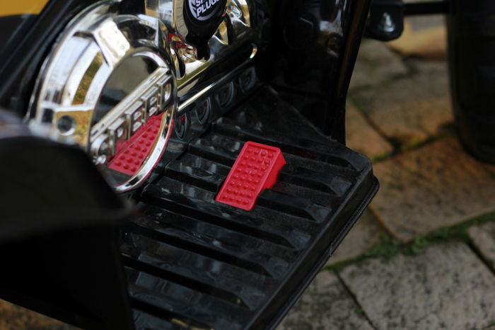 Electric Ride-on ATV for children Kinderauto BJ007, 90W, 12V, standard equipped, black [9]