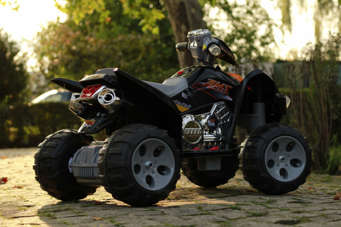 Electric Ride-on ATV for children Kinderauto BJ007, 90W, 12V, standard equipped, black [6]