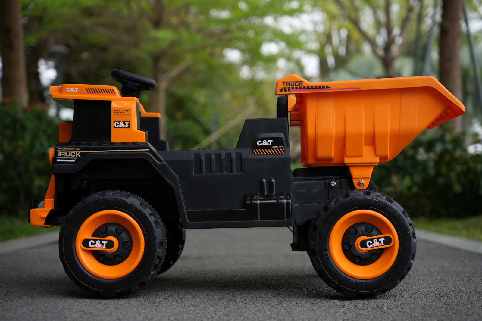 Electric ride-on truck with 2 seats BJDQ818, 120W, 12V 10Ah, PREMIUM equiped, yellow [21]
