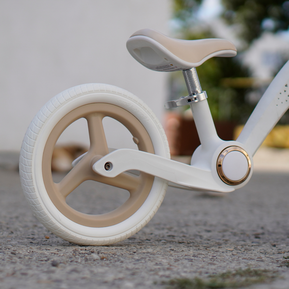 Kids’ Balance Bike, Foldable, with LED Lights, 12-Inch Inflatable Wheels, White-Beige [6]