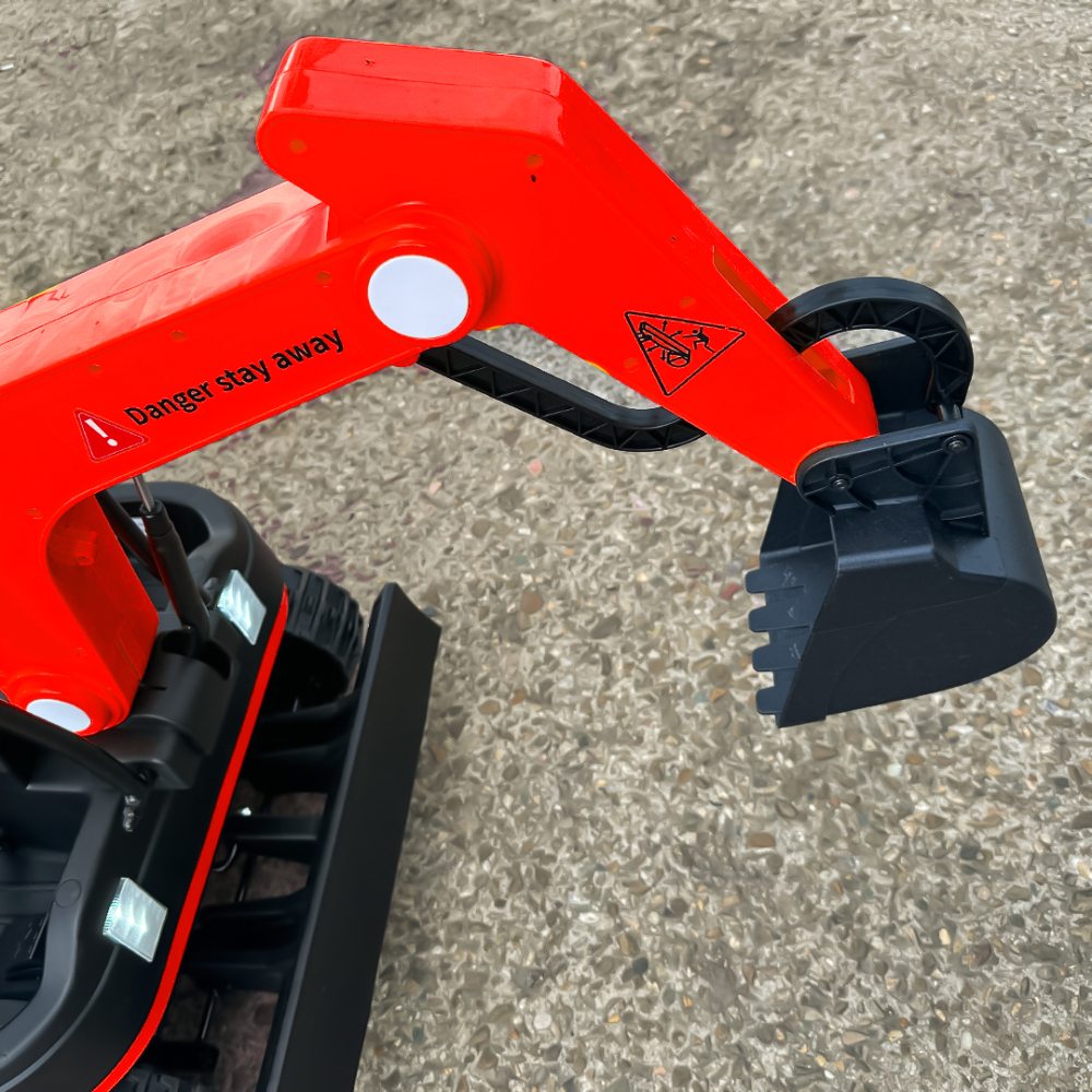Excavator electric pentru copii model X7 cu scaun tapitat, telecomanda, 110W, 12V, rosu [15]