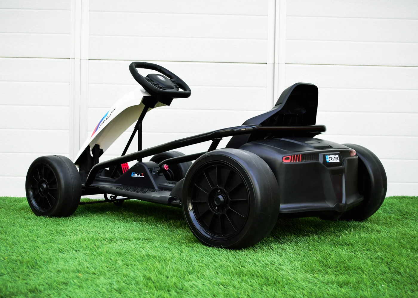Go Kart electric pentru copii SX1968, 500W putere, 24V, roti moi, alb [6]