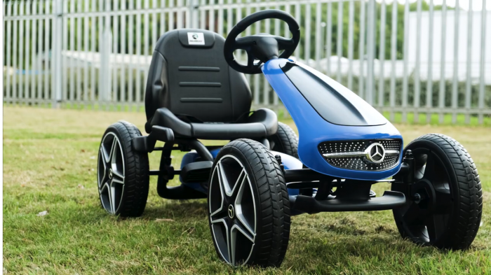 GO Kart cu pedale de la Mercedes, roti cauciuc solid, scaun reglabil, centura de siguranta, albastru [2]