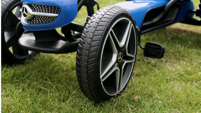 GO Kart cu pedale de la Mercedes, roti cauciuc solid, scaun reglabil, centura de siguranta, albastru [8]