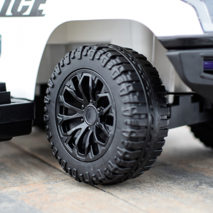 Masinuta de politie copii, Police 30W 6V, cu megafon si music player, alba [8]