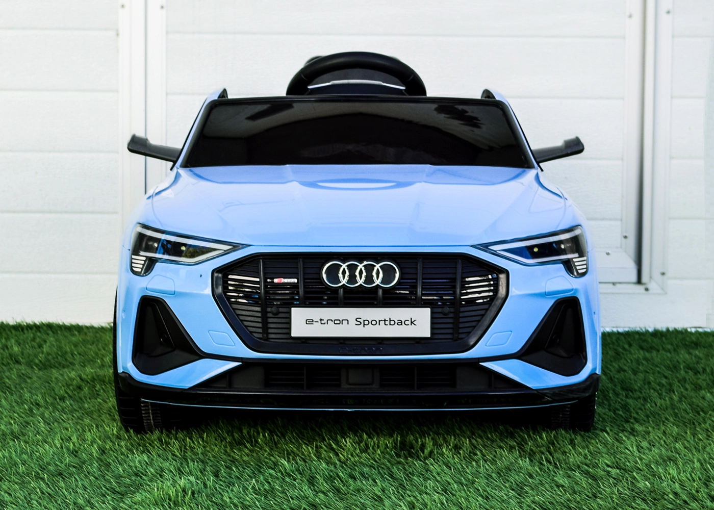 Licensed electric ride-on car Audi E-tron Sportback, 4x4, 12V 140W, albastra [28]