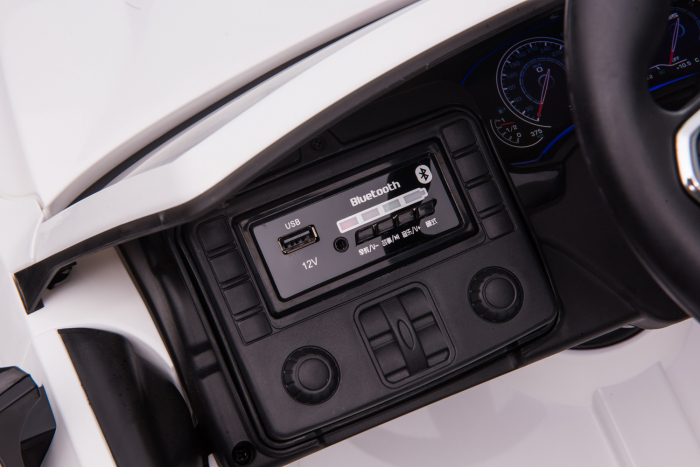 Masinuta electrica Bmw M5 Competition,12V, 90W, roti EVA, scaun tapitat,premium, alba [6]