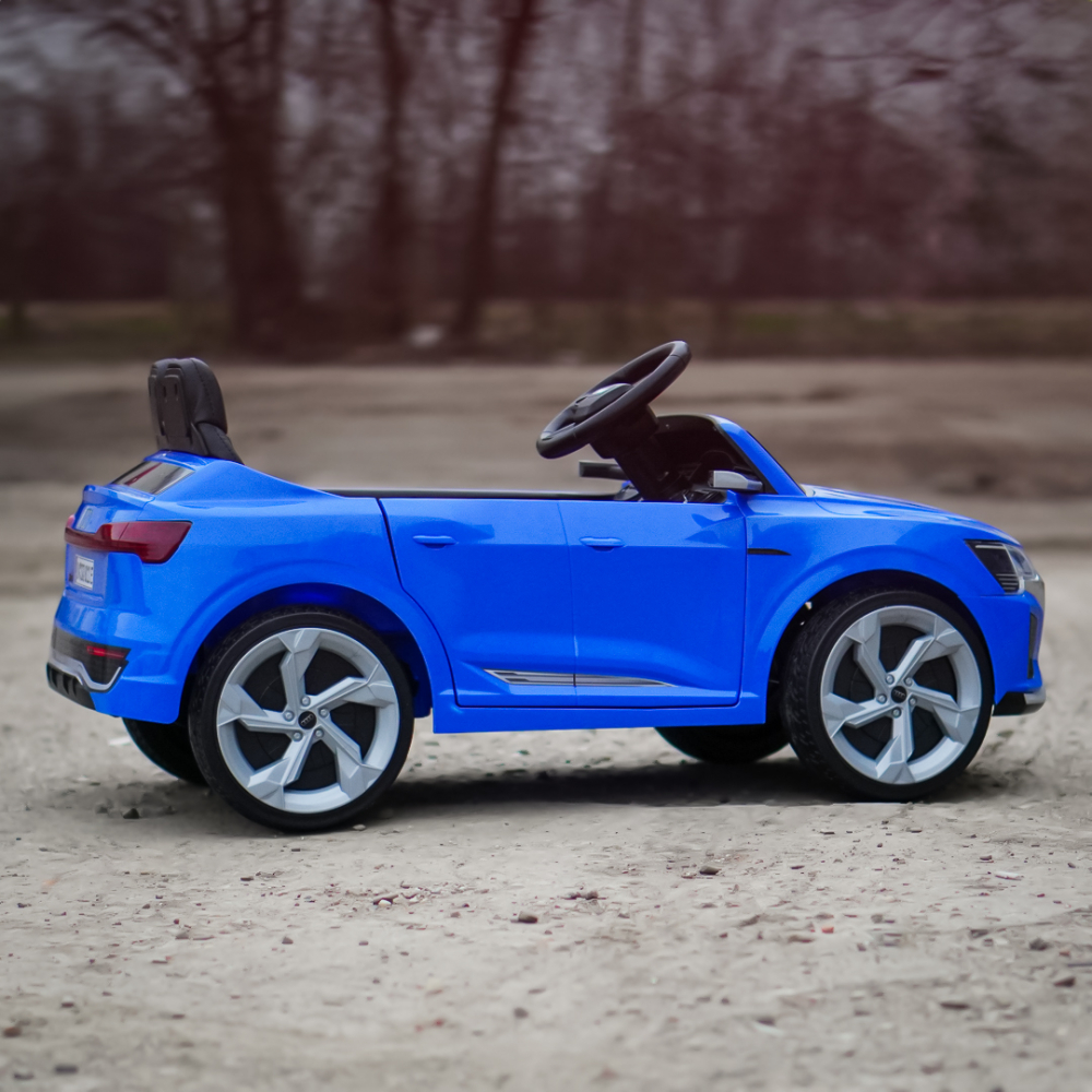 Masinuta electrica copii, Audi SQ8, 70W, 12V, roti moi EVA si scaun tapitat cu piele ecologica, albastra [13]