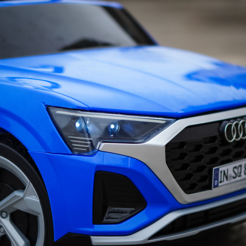 Masinuta electrica copii, Audi SQ8, 70W, 12V, roti moi EVA si scaun tapitat cu piele ecologica, albastra [14]