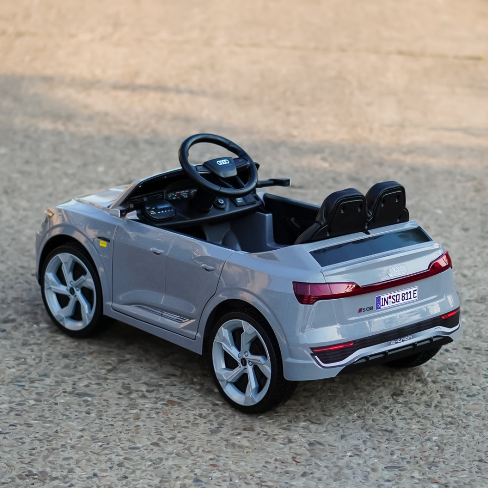 Masinuta electrica copii, Audi SQ8, 70W, 12V, roti moi EVA si scaun tapitat cu piele ecologica, gri [7]