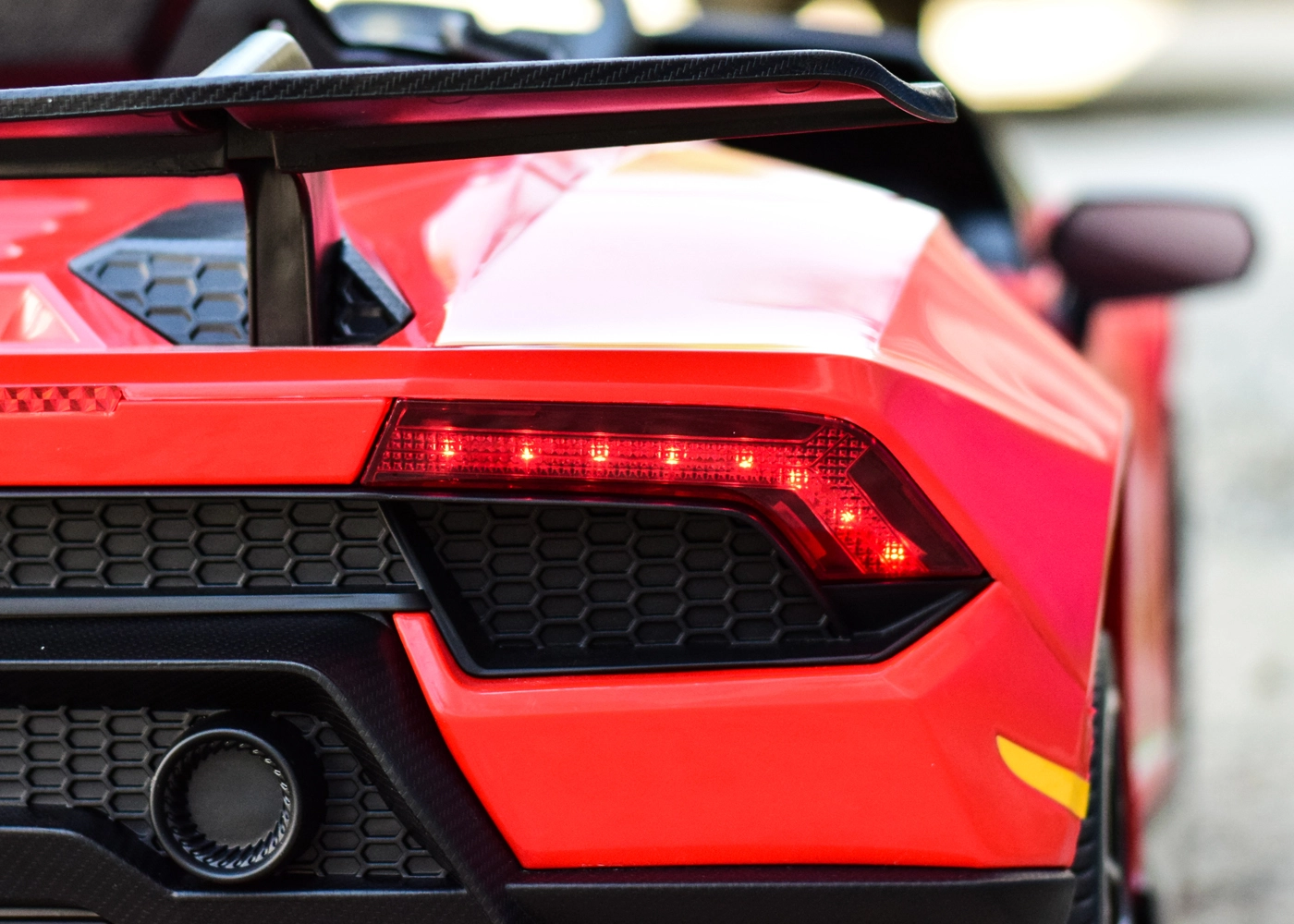 Licensed electric ride on car for children Lamborghini Huracan, 4x4, 120W, 12V, red [13]