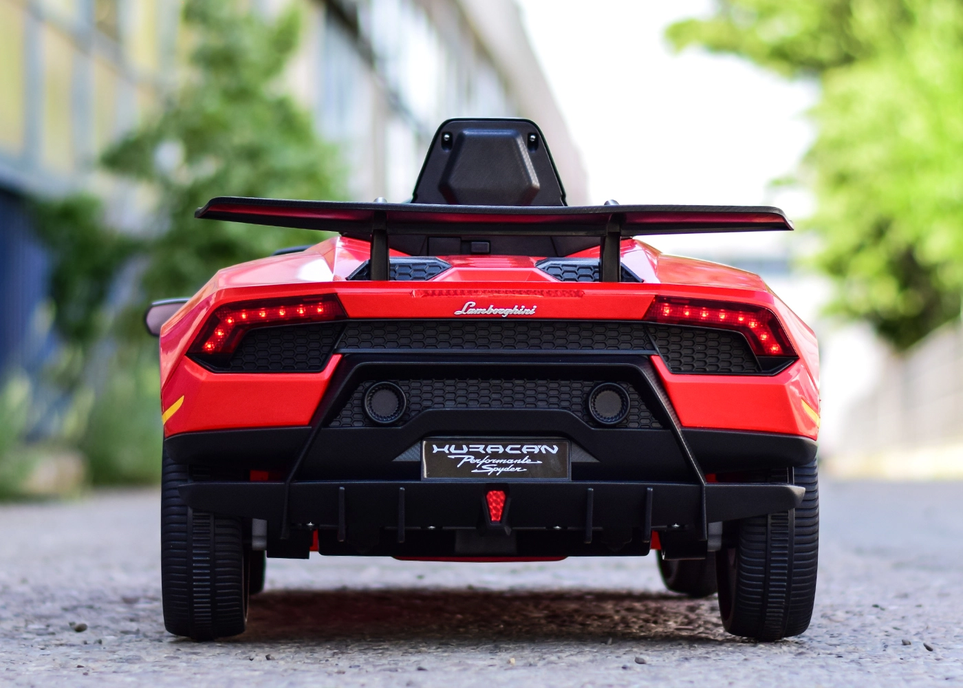 Licensed electric ride on car for children Lamborghini Huracan, 4x4, 120W, 12V, red [6]