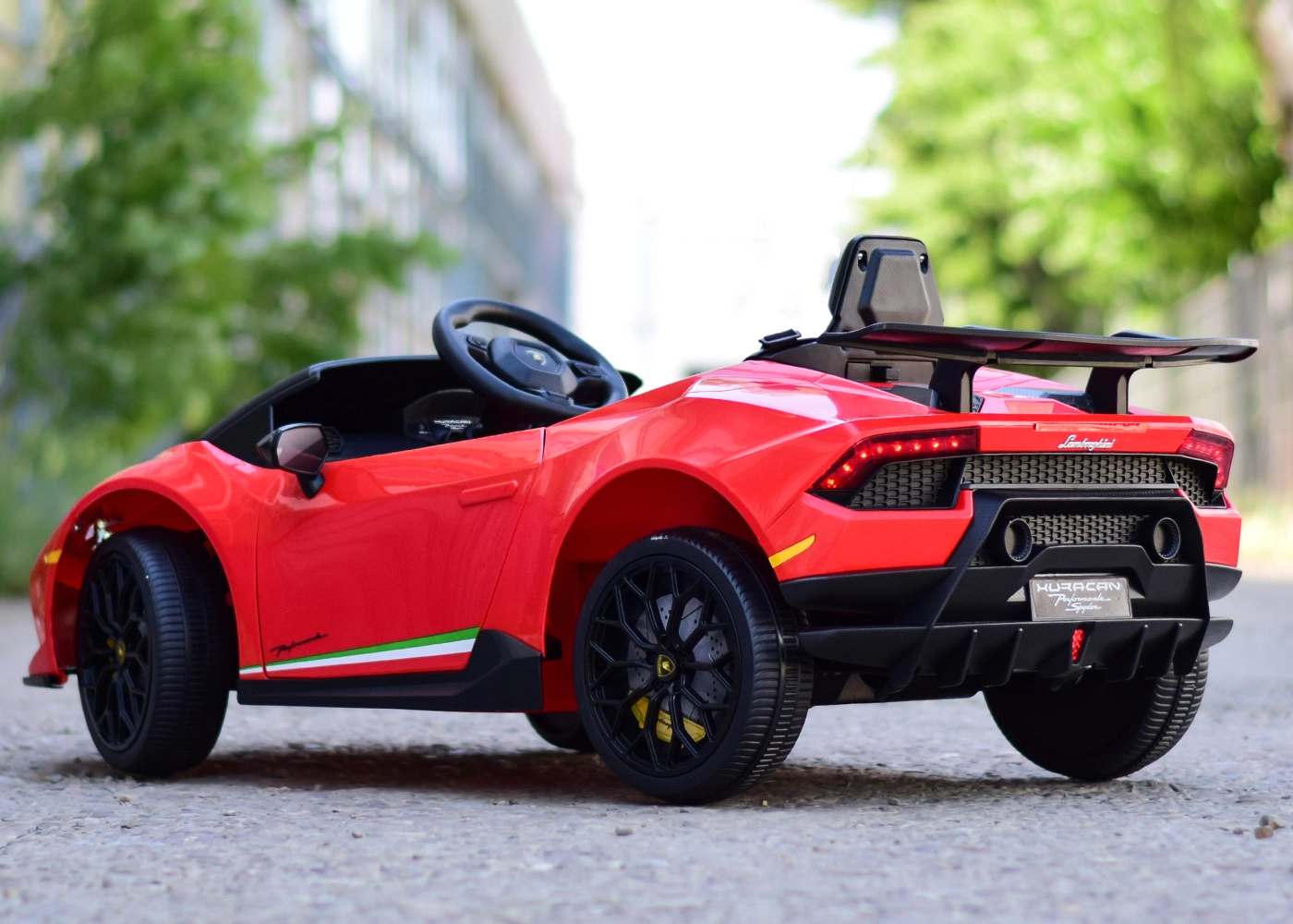 Licensed electric ride on car for children Lamborghini Huracan, 4x4, 120W, 12V, red [2]