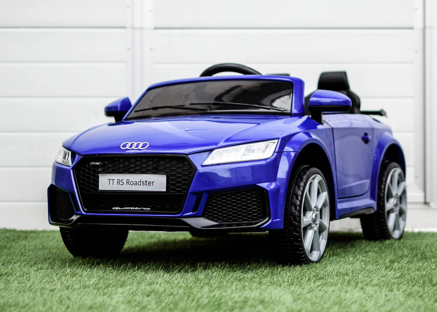 Masinuta electrica cu licenta Audi TTRS Roadster 70W 12V, cu roti moi, scaun tapitat, albastru [4]