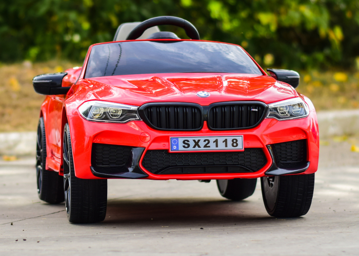 Masinuta electrica cu licenta Bmw M5 Competition, 24V, 500W cu scaun tapitat, editie drift, rosie [12]