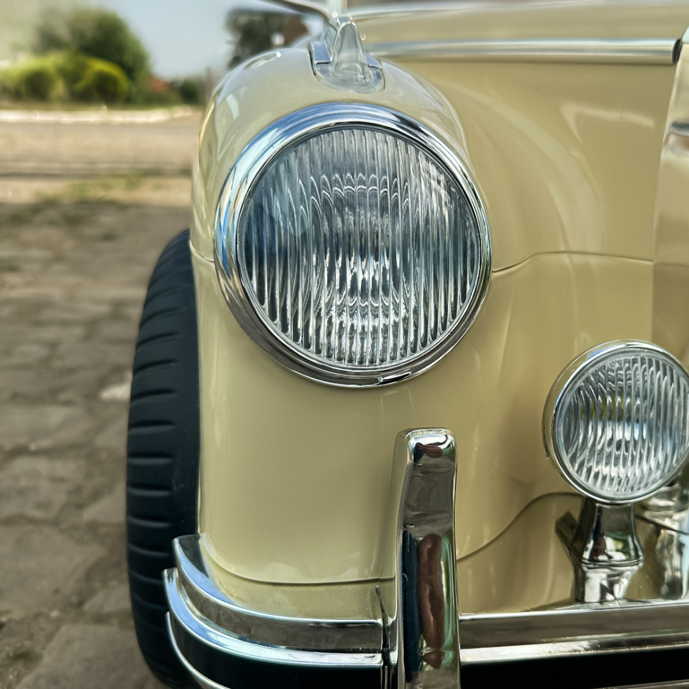 Vintage Mercedes 300S electric Ride On, 90W power, 12V, premium, beige [20]