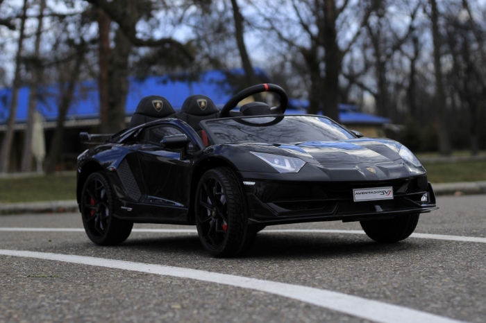 Masinuta electrica Lamborghini Aventador SVJ 90W 12V PREMIUM #Negru [4]